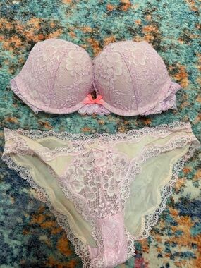 Lace Push-Up Bra & Bikini Panty Set - Light Pink